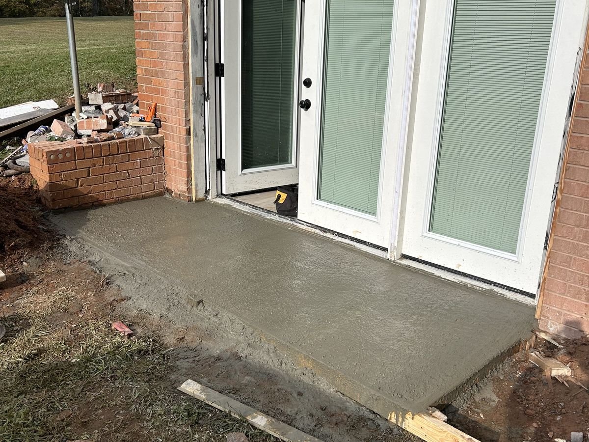 Professional concrete patio and walkway